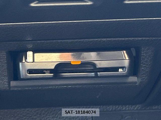 Subaru LEVORG 2015-06 8438333-4