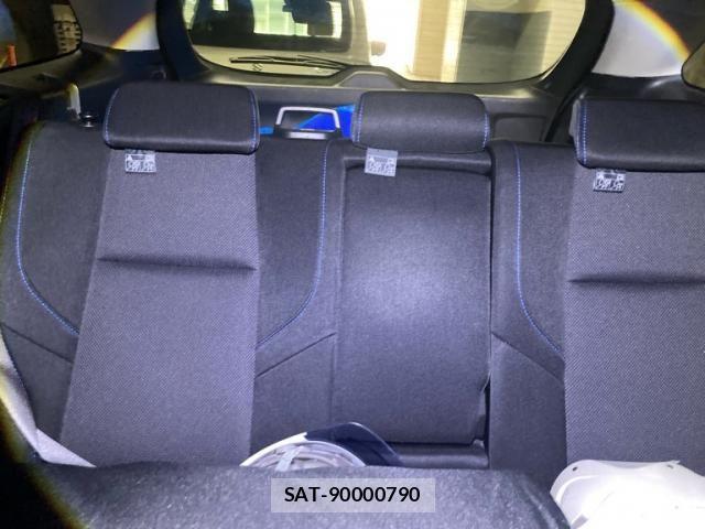 Subaru LEVORG 2014-11 8438336-16