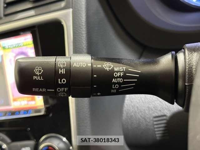 Subaru LEVORG 2015-08 8457791-12