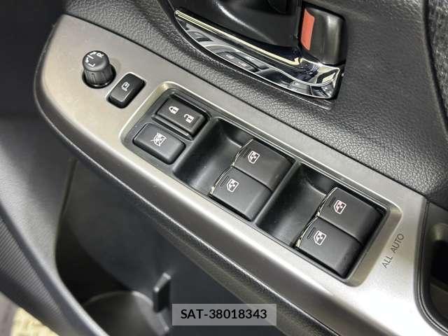 Subaru LEVORG 2015-08 8457791-17
