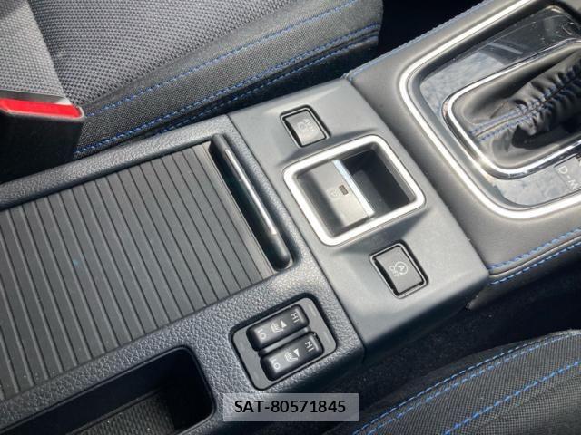 Subaru LEVORG 2017-09 8562384-16