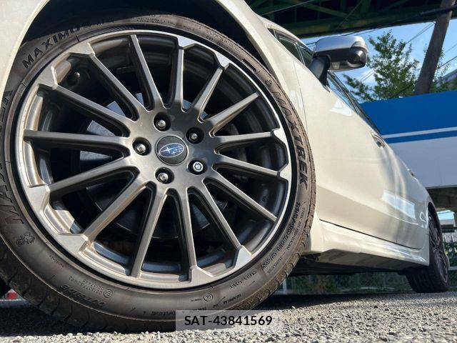 Subaru LEVORG 2019-05 8562381-11