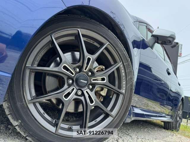 Subaru LEVORG 2017-10 8562383-15