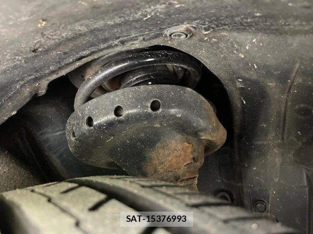 Subaru LEVORG 2015-02 8627443-19