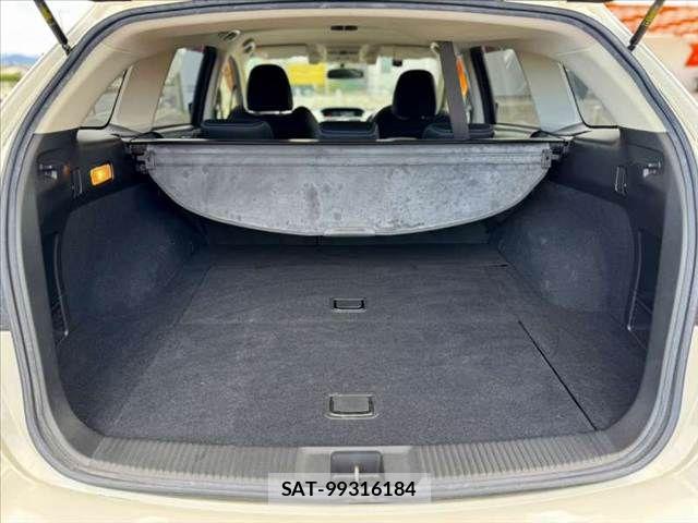 Subaru LEVORG 2014-07 8685825-19