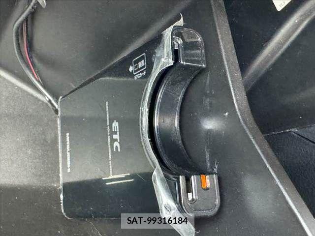 Subaru LEVORG 2014-07 8685825-29