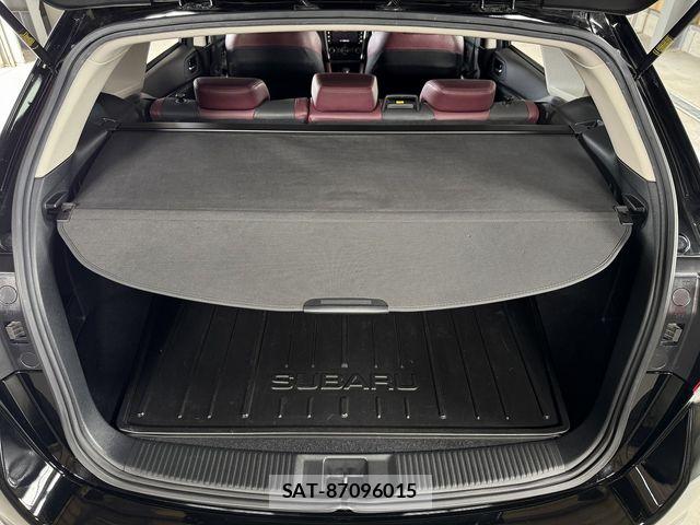 Subaru LEVORG 2017-04 8743326-26