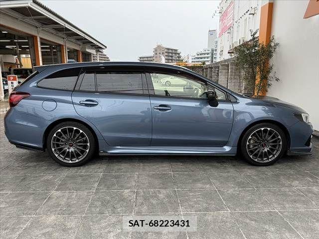 Subaru LEVORG 2017-10 8780822-11