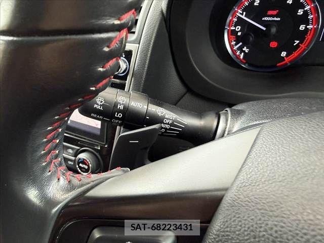 Subaru LEVORG 2017-10 8780822-24