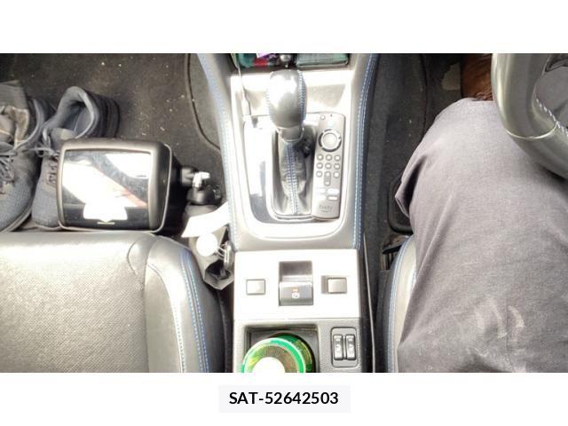 Subaru LEVORG 2014-06 8780825-15