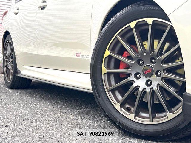 Subaru LEVORG 2017-01 8796433-12