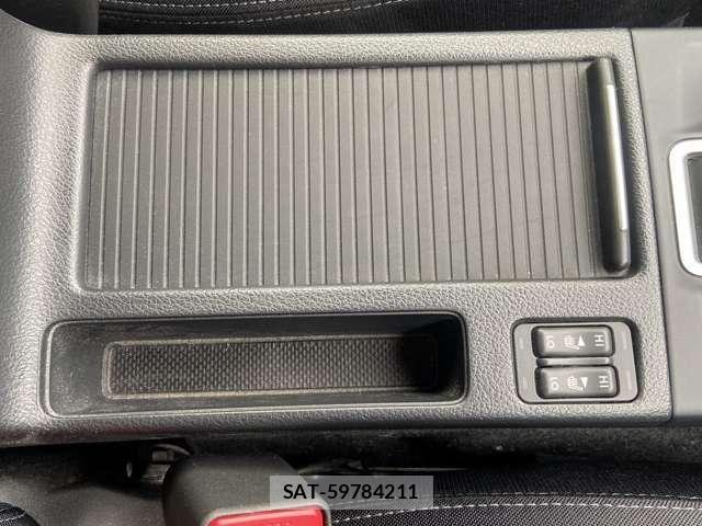 Subaru LEVORG 2019-06 8796432-28