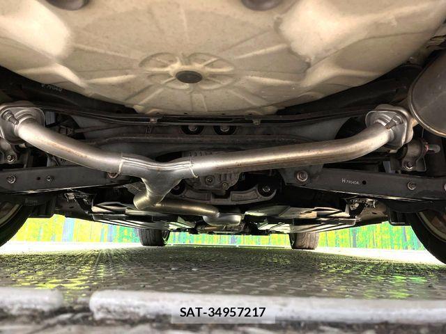 Subaru LEVORG 2017-09 8829909-18