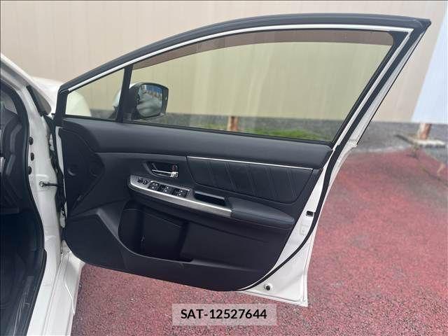 Subaru LEVORG 2016-04 8829906-28