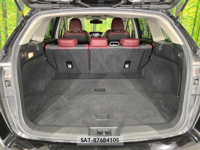 Subaru LEVORG 2017-04 8849555-11