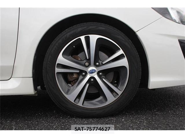 Subaru LEVORG 2018-08 8849559-17