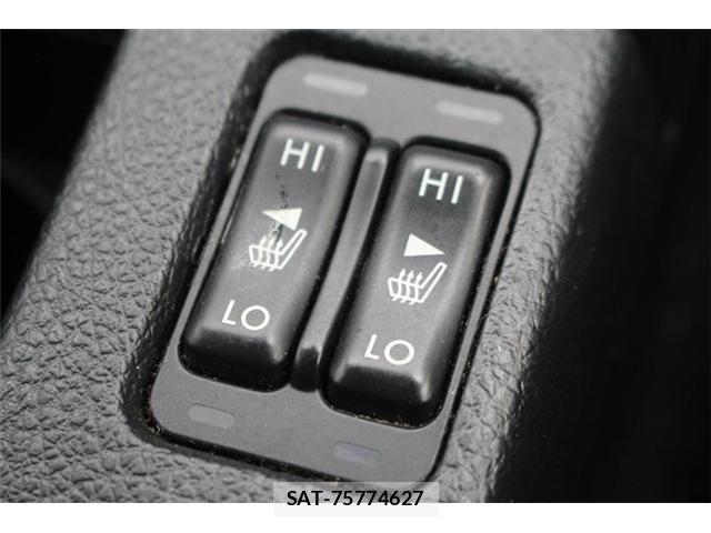 Subaru LEVORG 2018-08 8849559-3