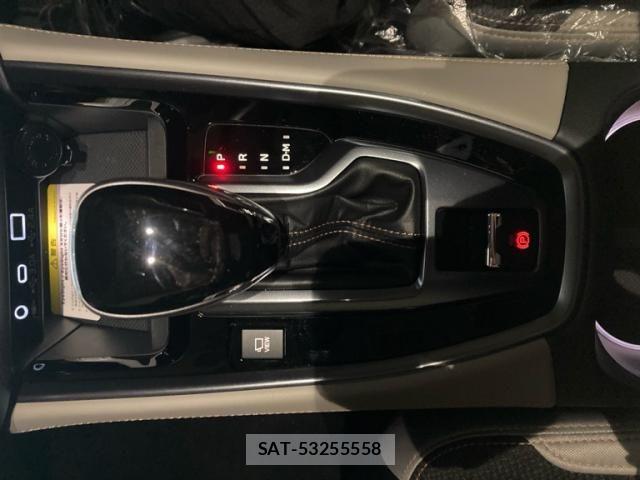 Subaru LAYBACK 2025-10 4176016-20