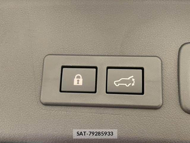 Subaru LAYBACK 2024-02 6815671-8