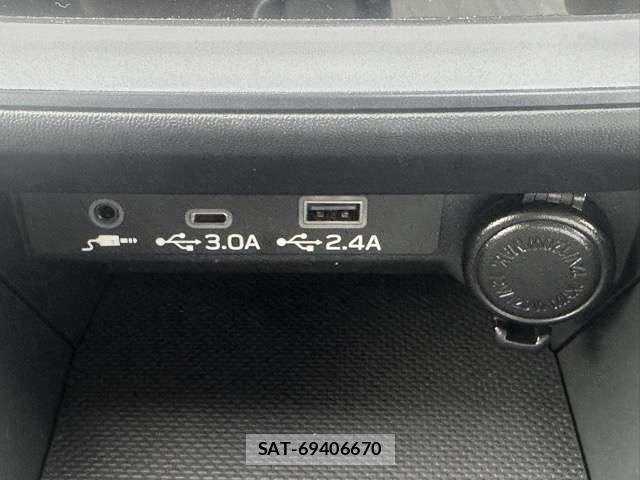 Subaru LAYBACK 2024-01 8208338-19