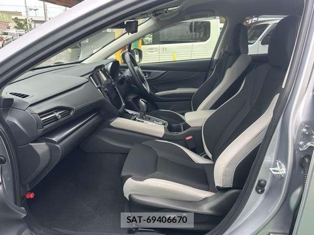 Subaru LAYBACK 2024-01 8208338-4