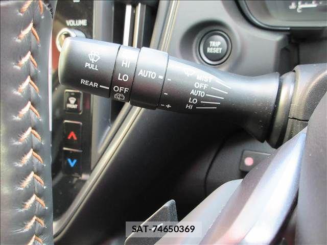 Subaru LAYBACK 2024-02 8245689-5