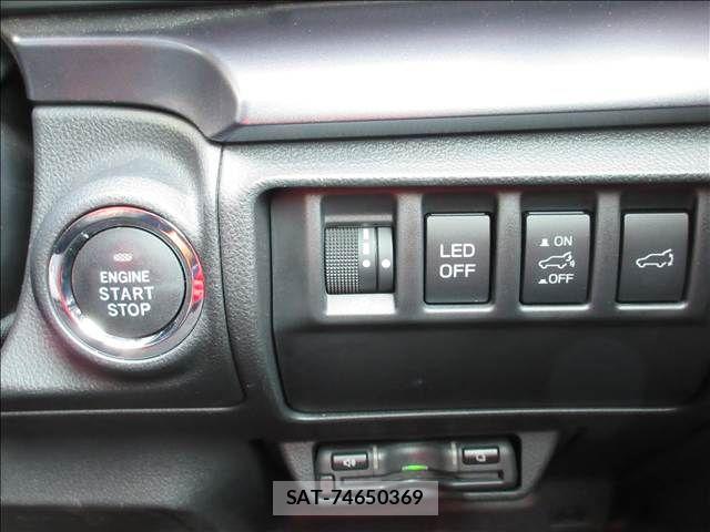 Subaru LAYBACK 2024-02 8245689-7