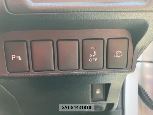 Lexus CT 2011-07 618621-25