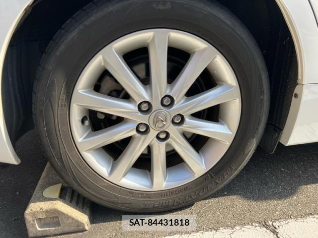 Lexus CT 2011-07 618621-3