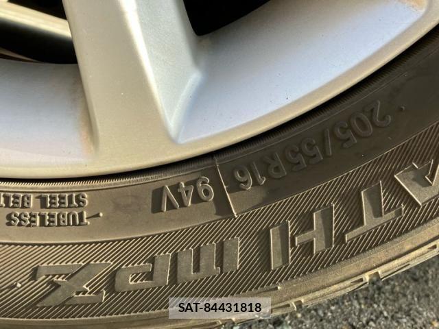 Lexus CT 2011-07 618621-4