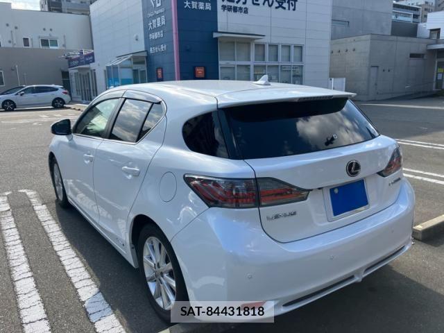 Lexus CT 2011-07 618621-6