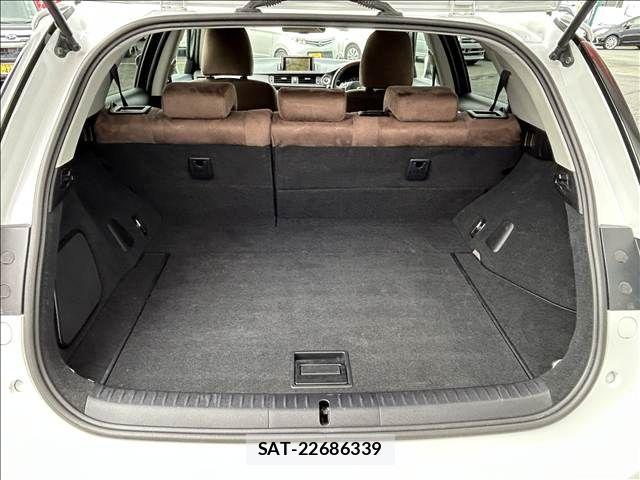 Lexus CT 2011-03 883594-14
