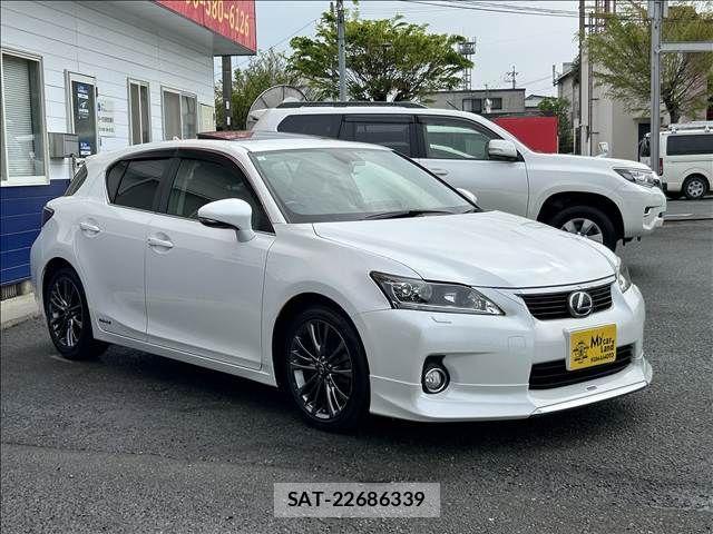 Lexus CT 2011-03 883594-19