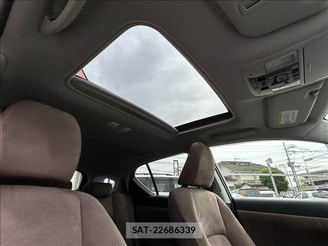 Lexus CT 2011-03 883594-3