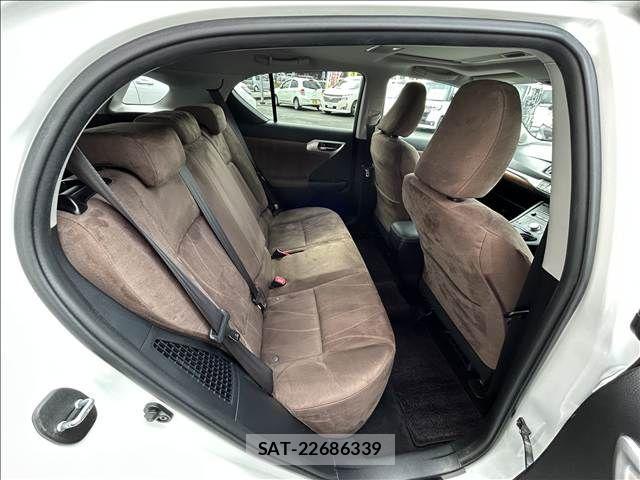 Lexus CT 2011-03 883594-6