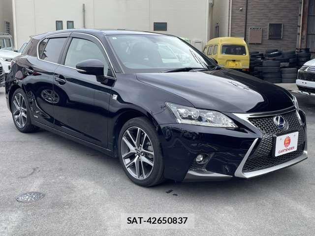 Lexus CT 2015-02 988402-1