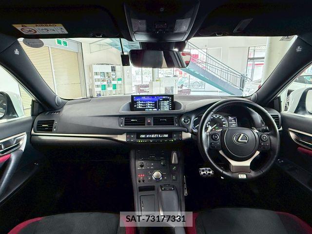 Lexus CT 2022-02 1366546-21