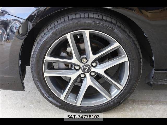 Lexus CT 2014-07 1429107-13