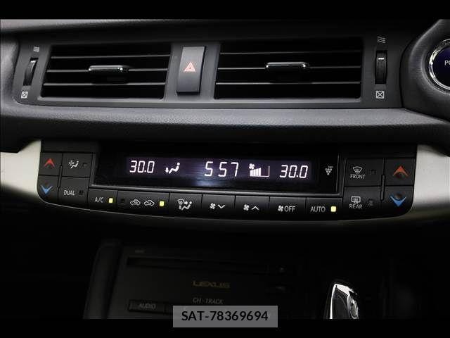 Lexus CT 2013-06 1871307-9