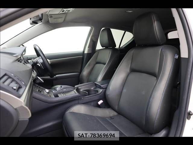 Lexus CT 2013-06 1871307-17