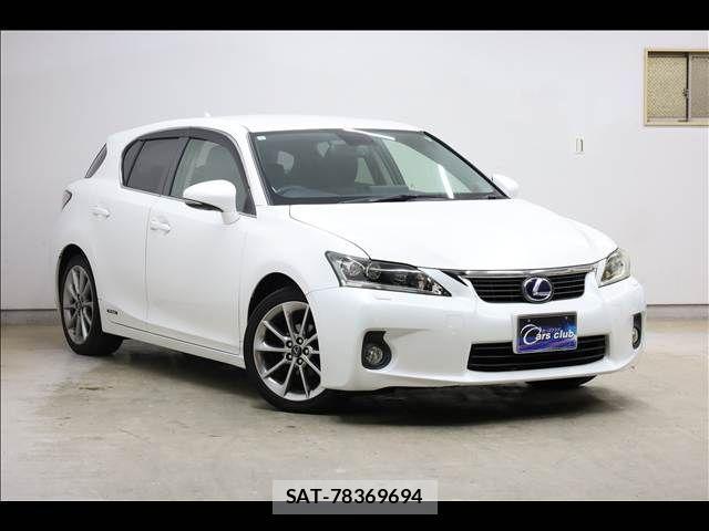 Lexus CT 2013-06 1871307-1