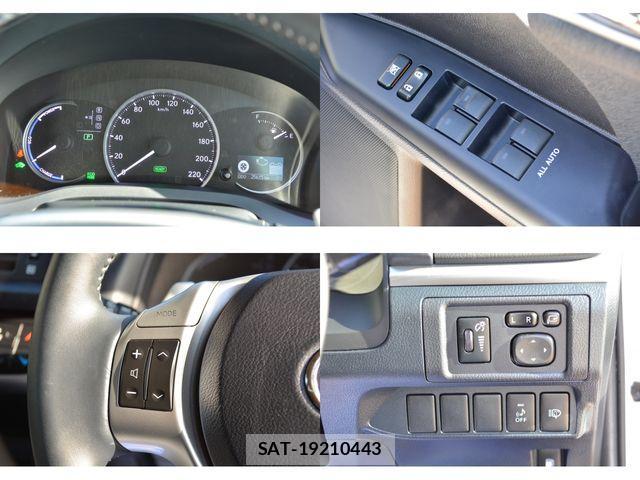 Lexus CT 2011-05 2350471-27