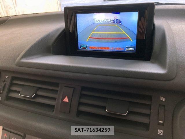 Lexus CT 2015-10 2447190-18