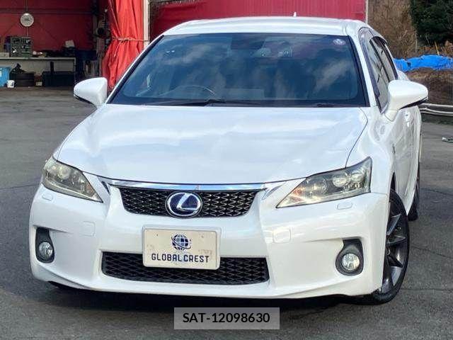 Lexus CT 2013-02 2668639-1