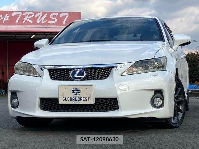 Lexus CT 2013-02 2668639-20