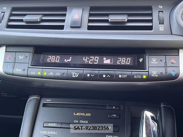Lexus CT 2013-02 2668638-14