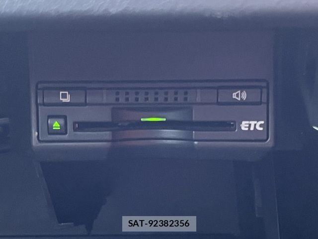 Lexus CT 2013-02 2668638-15