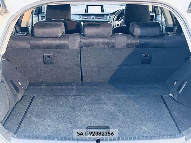 Lexus CT 2013-02 2668638-20
