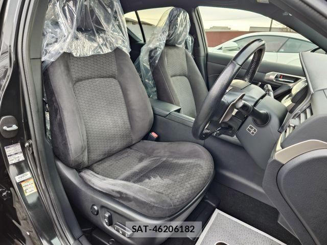 Lexus CT 2016-04 3066354-11