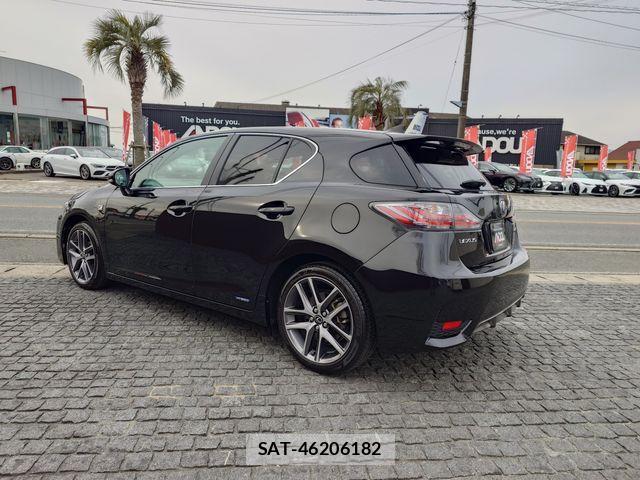 Lexus CT 2016-04 3066354-3